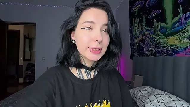 Snapshot of yourvodka chatting on 10-08-25, 07:39 yourvodka online show from 10-08-25, 07:39