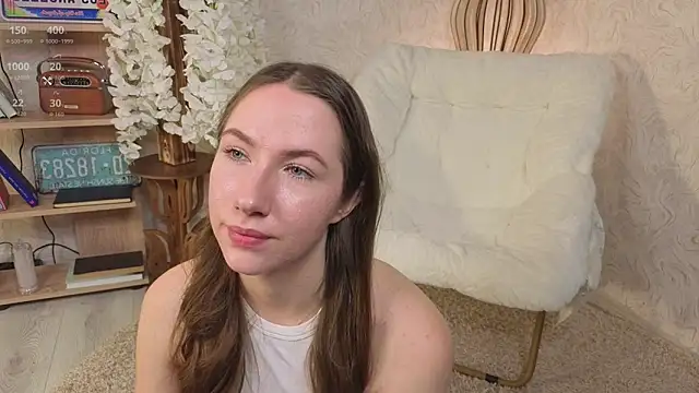 Kira mindnes online show from 10-07-25, 05:15