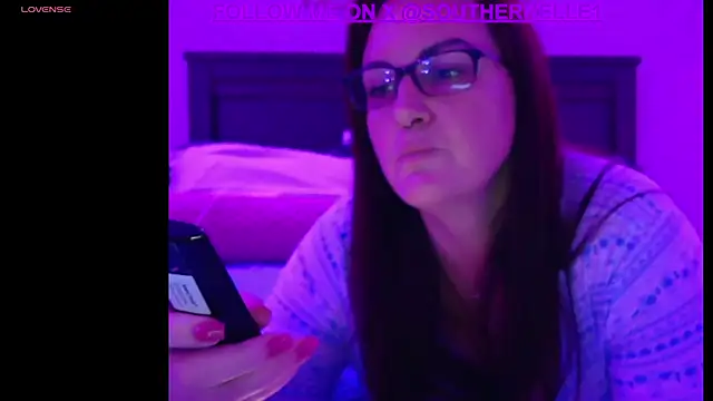 SouthernElle1 online show from 09-30-25, 12:48