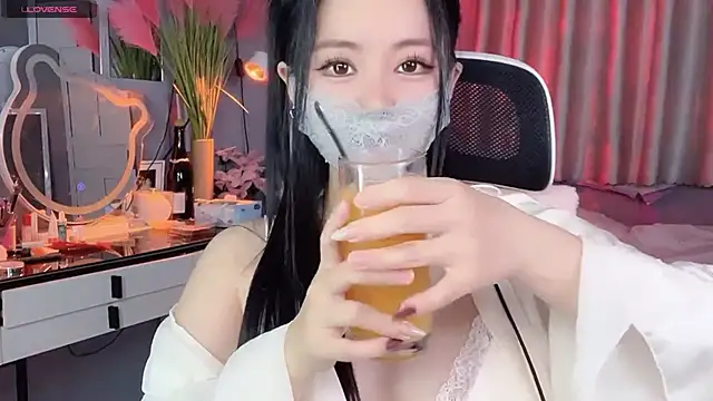 MI KA22 online show from 10-23-25, 07:07