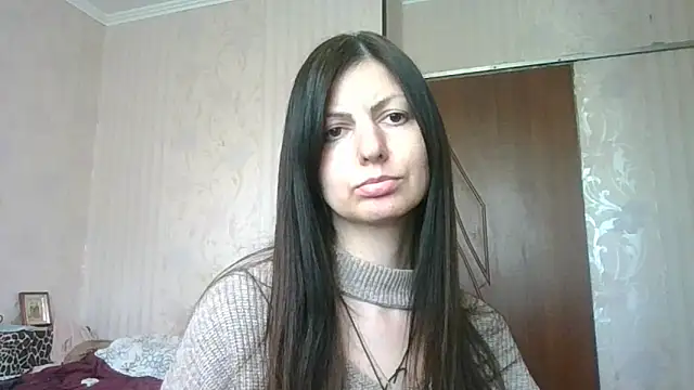 Snapshot of AliseWats chatting on 03-10-25, 01:32 AliseWats online show from 03-10-25, 01:32