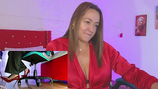 weet Evans    online show from 10-01-25, 05:24