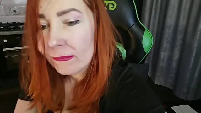 emlana online show from 03-15-25, 06:21