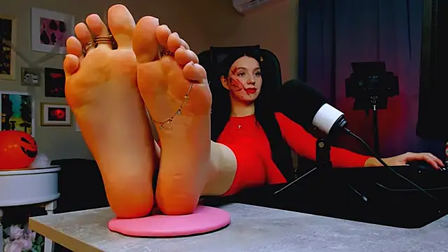 OlgaPetrova online show from 10-31-25, 12:39