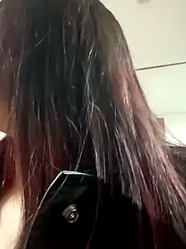 Snapshot of Mela-Hotlyn chatting on 03-08-25, 01:25 Mela-Hotlyn online show from 03-08-25, 01:25