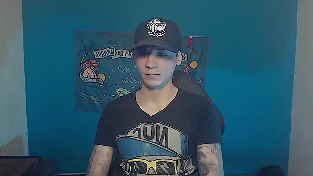 Snapshot of Burperking420_ chatting on 05-25-26, 06:47 Burperking420 online show from 05-25-26, 06:47