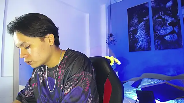 Snapshot of Draco_collins chatting on 09-18-25, 08:22 Draco collins online show from 09-18-25, 08:22