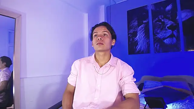 Snapshot of Draco_collins chatting on 09-19-25, 08:31 Draco collins online show from 09-19-25, 08:31