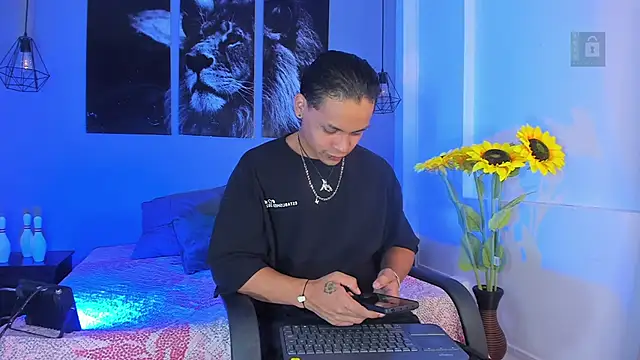 Snapshot of Draco_collins chatting on 12-02-25, 08:26 Draco collins online show from 12-02-25, 08:26