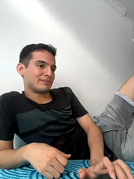 Snapshot of Thiagobb7 chatting on 09-09-25, 09:58 Thiagobb7 online show from 09-09-25, 09:58