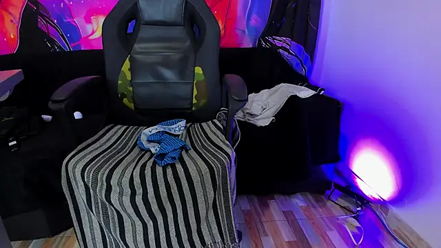 Snapshot of MAXXY_CUTE chatting on 03-12-25, 01:58 MAXXY CUTE online show from 03-12-25, 01:58