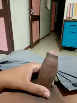 Snapshot of roney110 chatting on 03-14-25, 08:10 roney110 online show from 03-14-25, 08:10