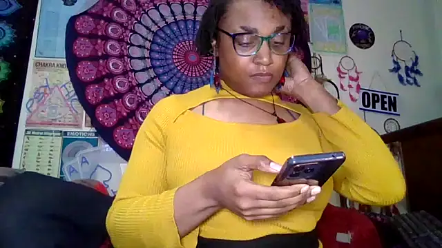 GardeniaFields online show from 04-28-26, 07:02