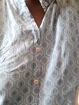 Snapshot of Indian_kannada_girl1 chatting on 03-09-25, 03:01 Indian kannada girl1 online show from 03-09-25, 03:01