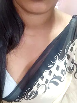 Snapshot of Indian_kannada_girl1 chatting on 09-09-25, 05:18 Indian kannada girl1 online show from 09-09-25, 05:18