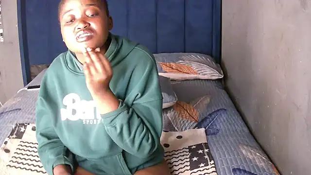 SexyShybarbie online show from 04-03-26, 08:12