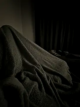 Smokeym123 online show from 10-17-25, 04:48