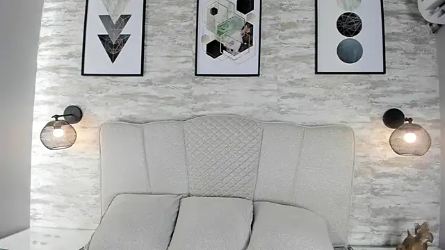 Snapshot of kanna_02 chatting on 09-17-25, 11:01 kanna 02 online show from 09-17-25, 11:01