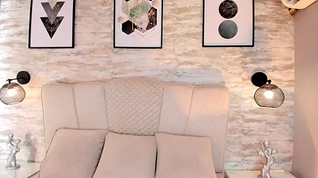 Snapshot of kanna_02 chatting on 10-12-25, 10:47 kanna 02 online show from 10-12-25, 10:47