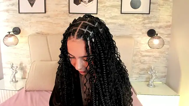 Snapshot of kanna_02 chatting on 10-14-25, 11:00 kanna 02 online show from 10-14-25, 11:00