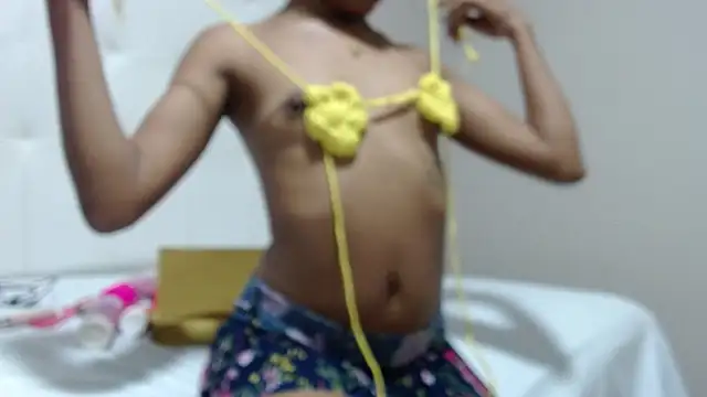 willow smitt online show from 09-25-25, 02:10