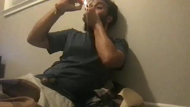 Snapshot of hami513 chatting on 09-10-25, 04:56 hami513 online show from 09-10-25, 04:56