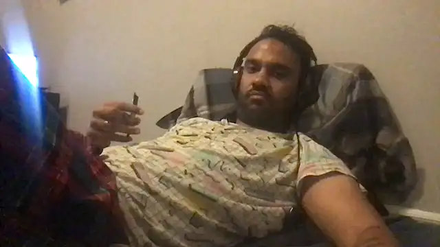 Snapshot of hami513 chatting on 09-22-25, 03:19 hami513 online show from 09-22-25, 03:19