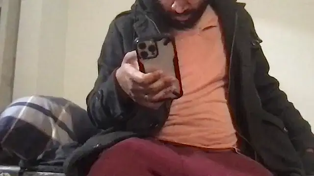 Snapshot of hami513 chatting on 11-01-25, 03:30 hami513 online show from 11-01-25, 03:30