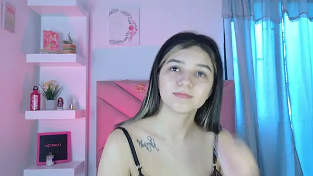 Snapshot of eva_sin18 chatting on 10-04-25, 12:25 eva sin18 online show from 10-04-25, 12:25