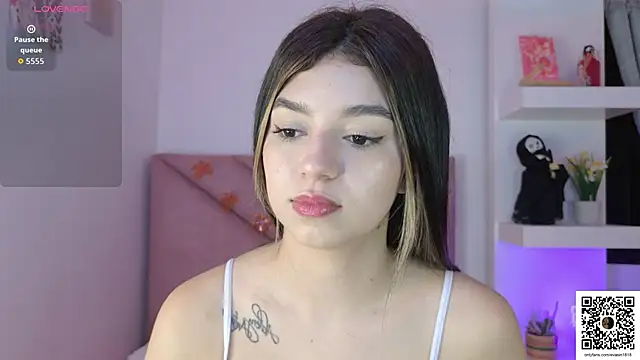 Snapshot of eva_sin18 chatting on 11-04-25, 11:15 eva sin18 online show from 11-04-25, 11:15