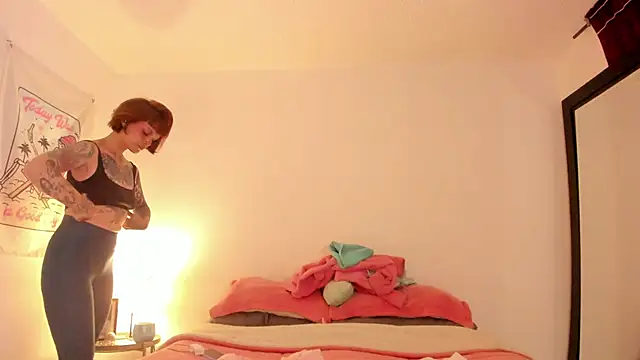 Alessamoth online show from 03-19-26, 06:12