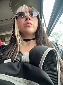 VictoriaGerard Pink online show from 09-23-25, 03:37