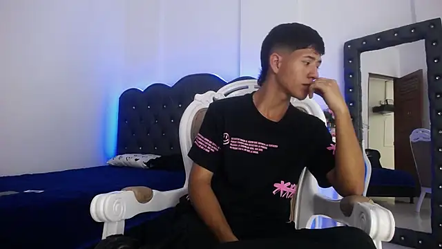 dareck 18 online show from 03-10-25, 11:16