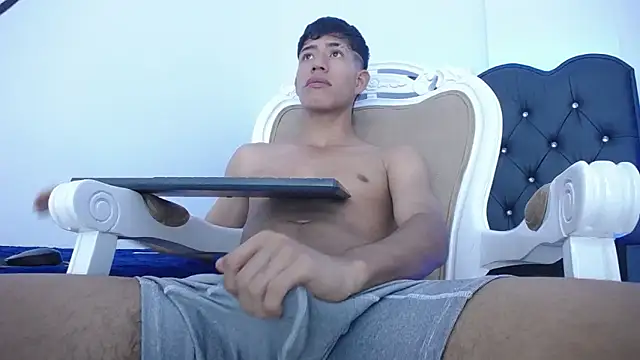 dareck 18 online show from 03-12-25, 02:30