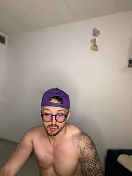 Snapshot of jotallanes chatting on 03-12-25, 06:40 jotallanes online show from 03-12-25, 06:40