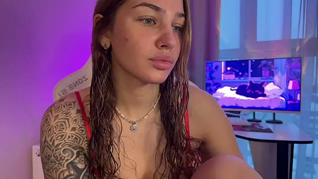 Anna Six online show from 11-23-25, 02:22