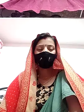 Snapshot of Daya_Chheda chatting on 11-21-25, 12:21 Daya Chheda online show from 11-21-25, 12:21