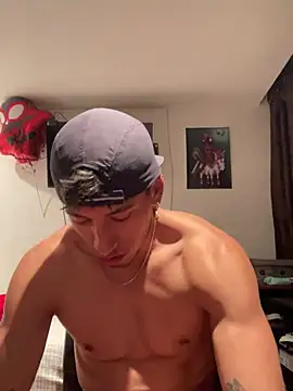 Snapshot of Thiago_Happy chatting on 03-10-25, 04:28 Thiago Happy online show from 03-10-25, 04:28