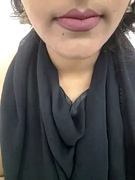 priya 00143 online show from 11-14-25, 02:43