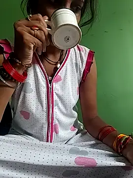 Hotty-Nidhi online show from 10-02-25, 03:02