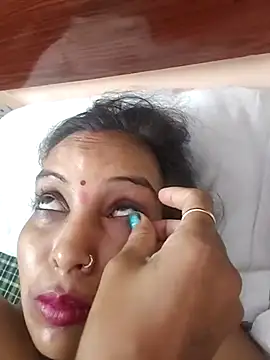 Hotty-Nidhi online show from 10-24-25, 01:35