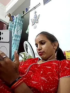Hotty-Nidhi online show from 07-05-26, 05:20