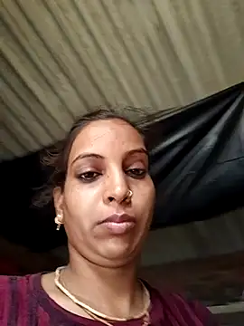 Hotty-Nidhi online show from 07-13-26, 02:03
