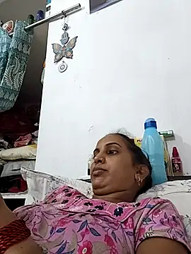 Hotty-Nidhi online show from 07-26-26, 03:30