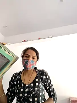 Snapshot of indiancute43 chatting on 03-17-25, 08:40 indiancute43 online show from 03-17-25, 08:40