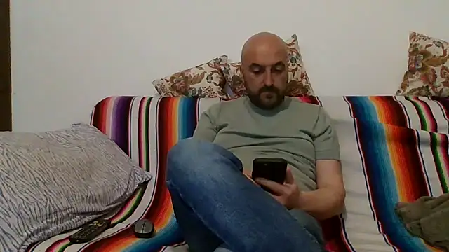 maxxxio12 online show from 04-12-26, 11:59