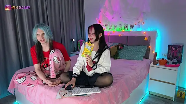 h3ntai baby online show from 10-29-25, 03:58