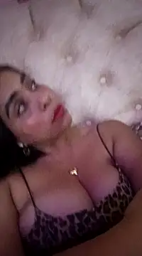 Snapshot of L_ucero chatting on 03-15-25, 02:56 L ucero online show from 03-15-25, 02:56