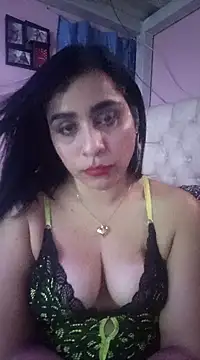 Snapshot of L_ucero chatting on 03-17-25, 06:40 L ucero online show from 03-17-25, 06:40