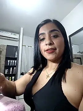 Snapshot of L_ucero chatting on 09-20-25, 07:26 L ucero online show from 09-20-25, 07:26